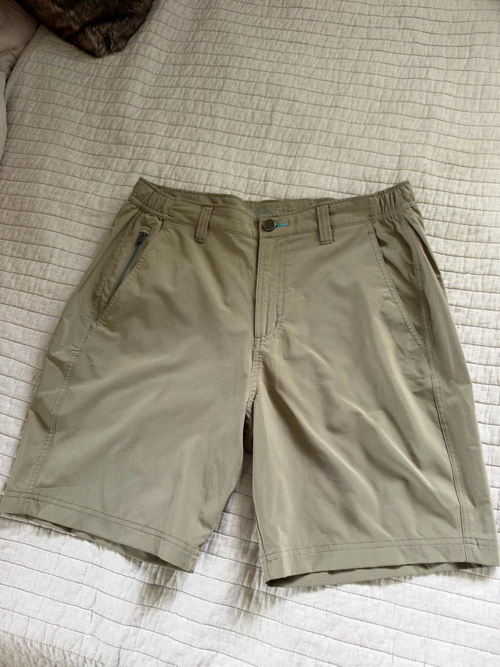 Free fly coconut charcoal khaki tan athletic outdoor fishing shorts M